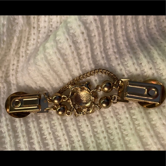 Sweater clip - Picture 2 of 2